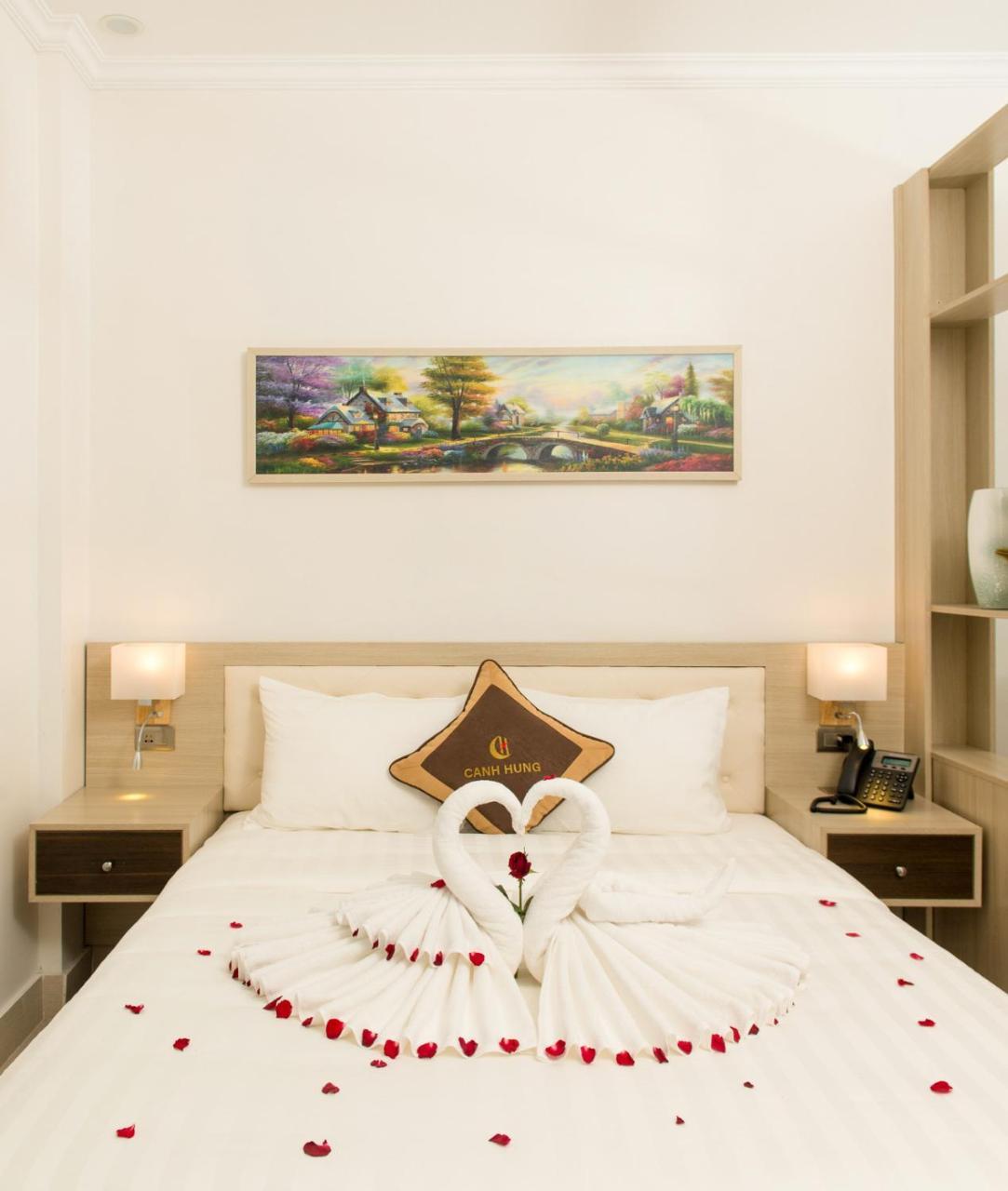 Canh Hung Palace Hai Phong Buitenkant foto